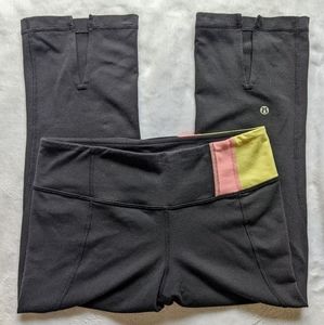 Lululemon Athletica Gather & Crow Crop size 6